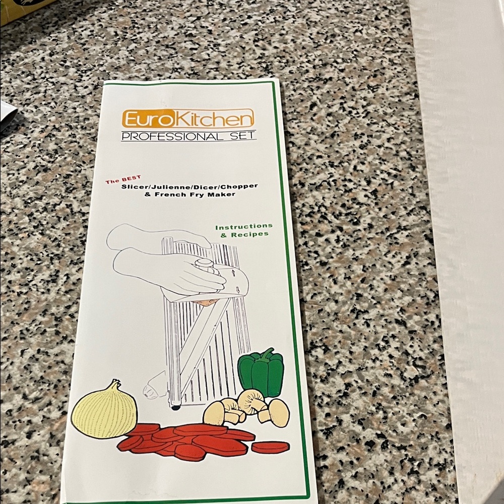 Professional Kitchen Tool Set Shredder, slicer, Peeler - Picture 2 of 8